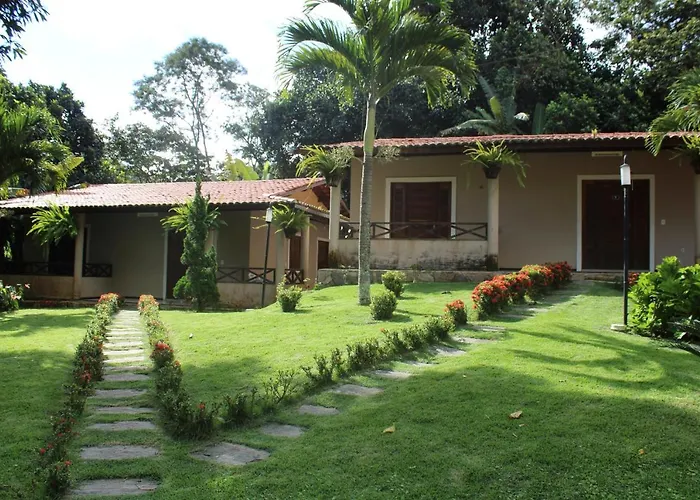 Resort: Hotel Cantinho Das Flores